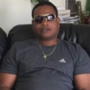 Meet your Posher, Colas